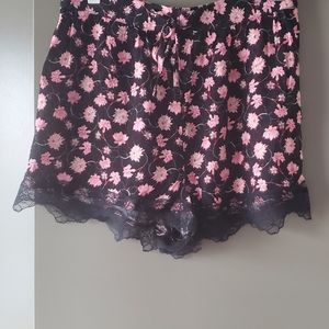 Top shop floral shorts